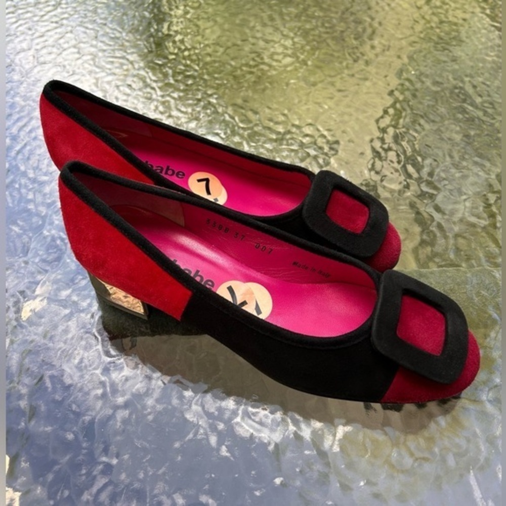 NWT LE BABE Women Shoes, Black, Red & Pink, Velvet-Leather, Size 37